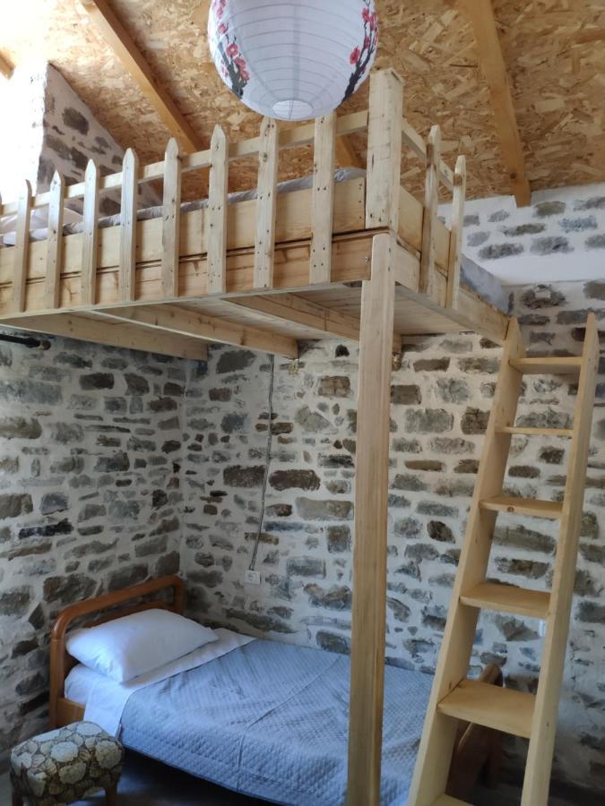 Stone House Villa Kelcyre Екстериор снимка