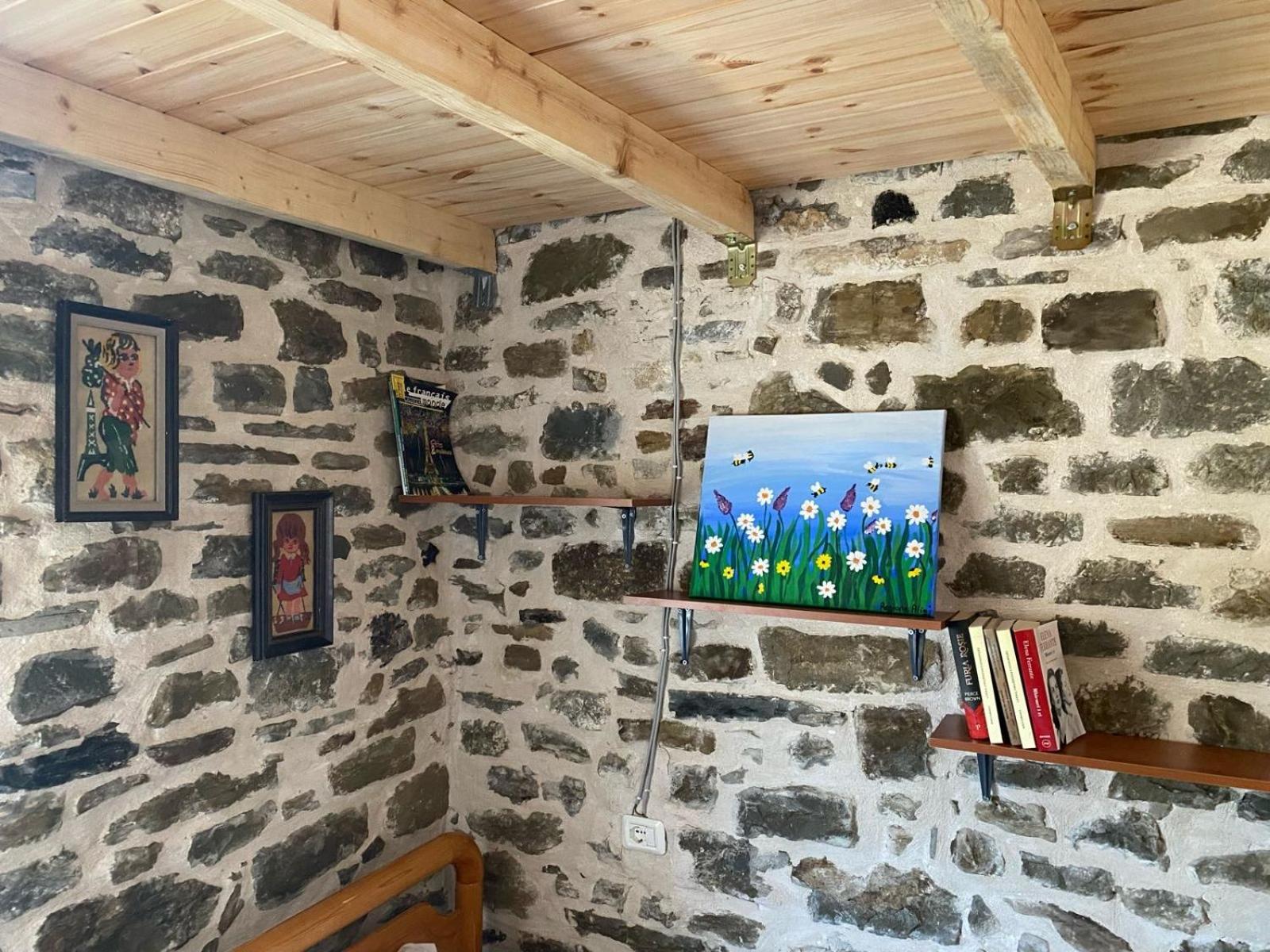 Stone House Villa Kelcyre Екстериор снимка