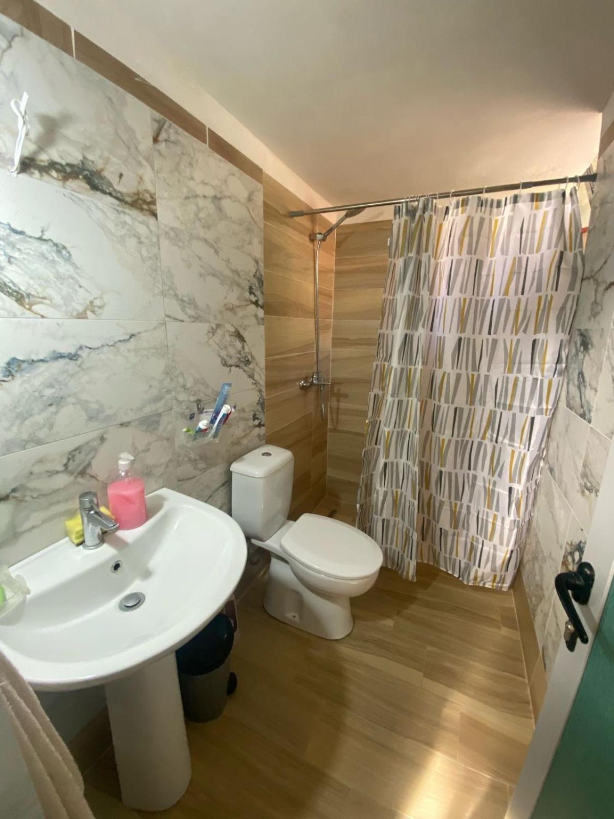 Stone House Villa Kelcyre Екстериор снимка