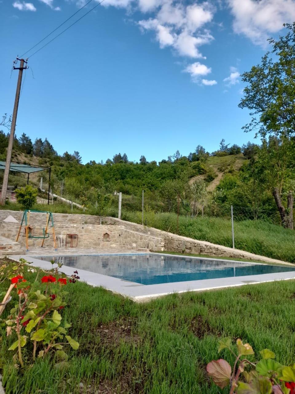 Stone House Villa Kelcyre Екстериор снимка